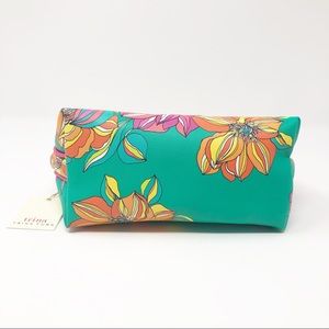 Trina Turk Bags - New Trina Turk Green & Yellow Floral Cosmetic Bag Trina Turk Bags - New Trina Turk Green & Yellow Floral Cosmetic Bag